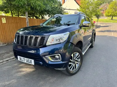 Used Nissan Navara Tekna 2017 Blue Pickup