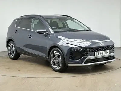 Używany Hyundai Bayon Premium 100 KM (73 kW) 2024 Szary SUV