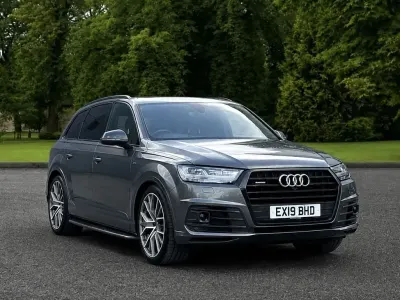 Used Audi Q7 Advanced 286 HP (210 kW) 2019 Grey SUV