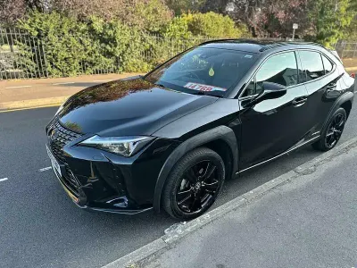 Used Lexus UX 184 HP (135 kW) 2021 Black SUV