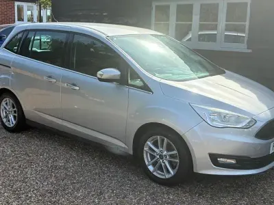 Used Ford Grand C-Max Zetec 120 HP (88 kW) 2016 Silver MPV