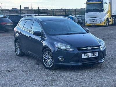 Used Ford Focus Zetec 115 HP (84 kW) 2011 Blue Estate