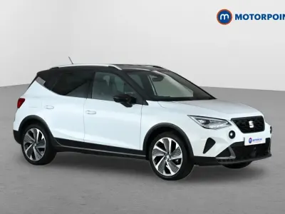 Used Seat Arona FR Sport 2023 White SUV