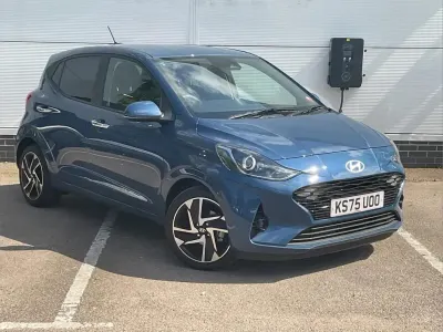 New Hyundai i10 Premium 77 HP (56 kW) 2025 Blue Hatchback
