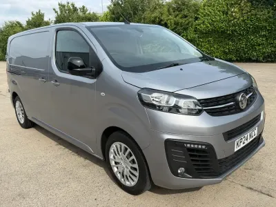 Used Vauxhall Vivaro S 120 HP (88 kW) 2024 Grey MPV