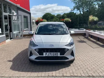 Used Hyundai i10 Premium 84 HP (61 kW) 2021 Grey Hatchback