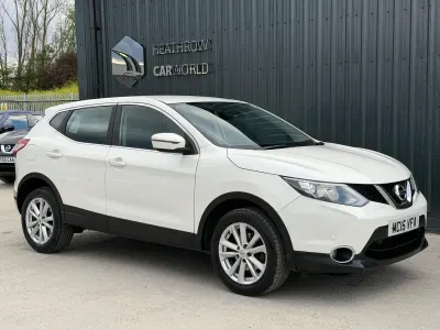 Used Nissan Qashqai Acenta 115 HP (84 kW) 2015 White SUV