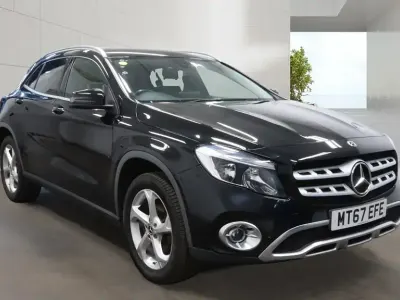 Used Mercedes GLA200 Executive 156 HP (114 kW) 2017 Obsidian black SUV