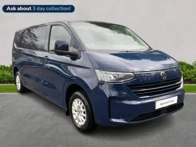Usado VW Transporter Pro 100 kW (136 CV) 2025 Púrpura Van