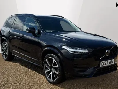 Begagnad Volvo XC90 Ultimate 455 HK (334 kW) 2023 Svart SUV