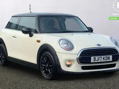 Used Mini Cooper Hatch 136 HP (100 kW) 2017 Silver Hatchback