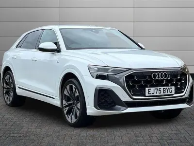 Used Audi Q8 S-Line 340 HP (250 kW) 2025 White SUV