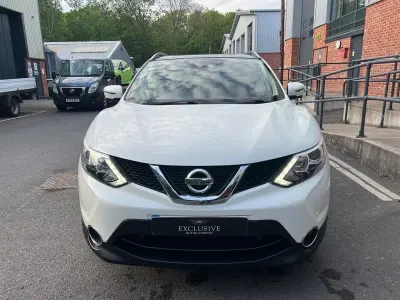 Used Nissan Qashqai N-Connecta 110 HP (80 kW) 2016 White SUV