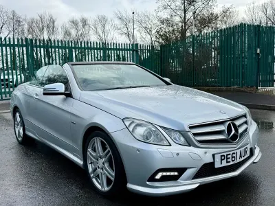 Used Mercedes E250 201 HP (147 kW) 2011 Silver Cabriolet