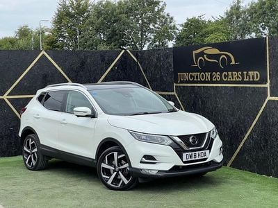 Used Nissan Qashqai Tekna 116 HP (85 kW) 2018 White SUV