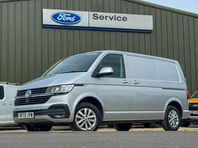 Second-hand VW Transporter Highline 110 CP (80 kW) 2023 Argintiu Van