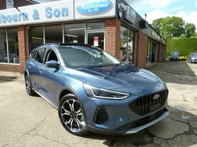 Used Ford Focus Active X 155 HP (114 kW) 2025 Blue Estate