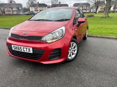 Red Used 2015 Kia Rio Hatchback | £5,495 (Fair price)