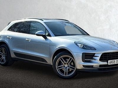 Usado Porsche Macan 245 HP (180 kW) 2020 SUV