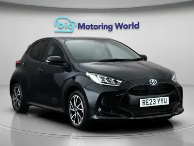 Used Toyota Yaris Design 116 HP (85 kW) 2023 Black Hatchback