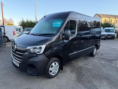 Used Renault Master Business 135 HP (99 kW) 2023 Black MPV
