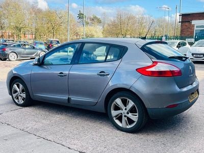Used Renault Mégane III Dynamique 110 HP (80 kW) 2012 Grey Hatchback