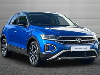 Used VW T-Roc Style 150 HP (110 kW) 2022 Ravenna blue with black roof SUV