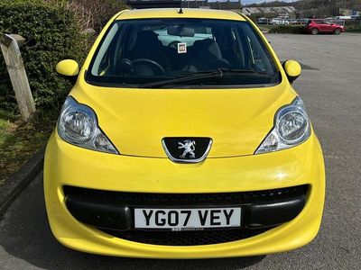 Used Peugeot 107 68 HP (50 kW) 2007 Yellow Hatchback