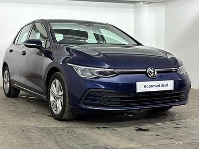Used VW Golf VIII Life 115 HP (84 kW) 2023 Blue Hatchback