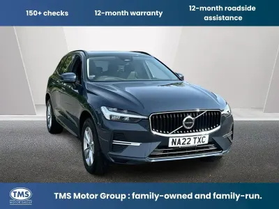 Used Volvo XC60 Momentum 247 HP (181 kW) 2022 Blue SUV