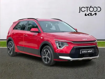 Used Kia Niro 136 HP (100 kW) 2022 Red SUV