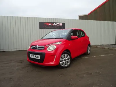 Used Citroën C1 Feel 68 HP (50 kW) 2015 Red Hatchback