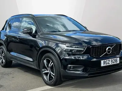 Used Volvo XC40 R-Design 161 HP (118 kW) 2020 Black SUV