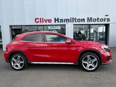 Used Mercedes GLA200 AMG line 136 HP (100 kW) 2017 Red SUV