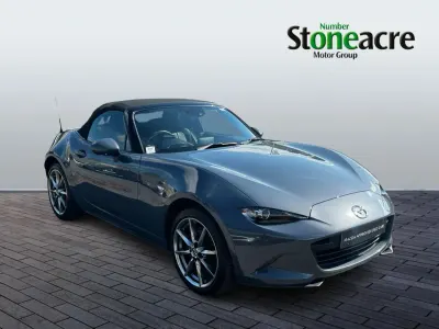 Usado Mazda MX5 Inclusive 184 HP (135 kW) 2022 Cinzento Cabrios