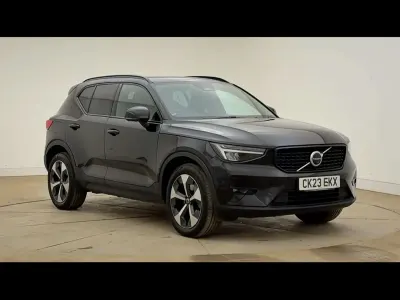 Second-hand Volvo XC40 Ultimate 2023 Negru SUV