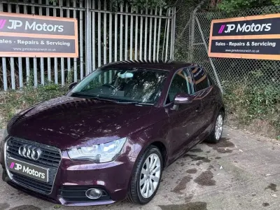 Used Audi A1 Sport 105 HP (77 kW) 2012 Red Hatchback