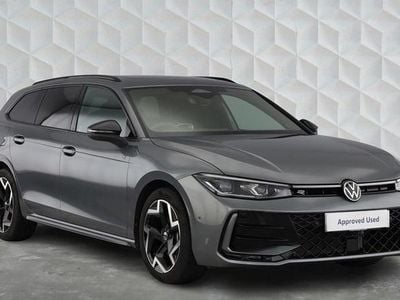 Used VW Passat R-line 150 HP (110 kW) 2025 Grey Estate
