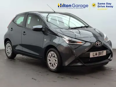 Used Toyota Aygo X-play 70 HP (51 kW) 2021 Grey Hatchback