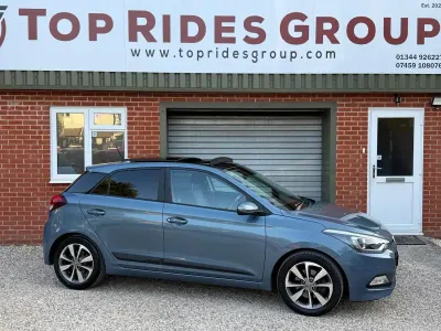 Used Hyundai i20 Premium SE 90 HP (66 kW) 2016 Blue Hatchback