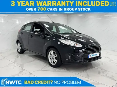 Begagnad Ford Fiesta Zetec 82 HK (60 kW) 2016 Svart Halvkombi