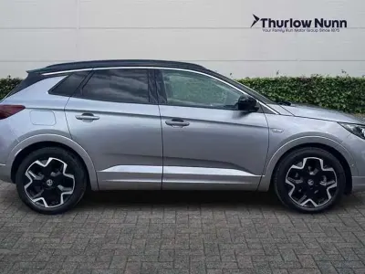 Second-hand Vauxhall Grandland X Elite 130 CP (95 kW) 2023 Gri SUV