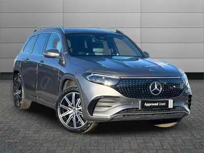Käytetty Mercedes EQB300 Executive 167 kW (228 HP) 2024 Harmaa Katumaasturi