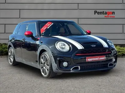 Used Mini Cooper Clubman Exclusive 188 HP (138 kW) 2018 Black Estate