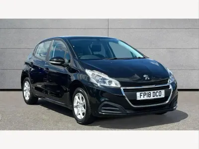 Used Peugeot 208 Active 81 HP (59 kW) 2018 Black Hatchback