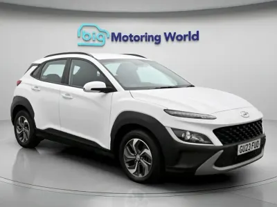 Used Hyundai Kona SE 141 HP (103 kW) 2023 White SUV