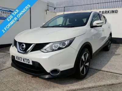 Used Nissan Qashqai N-Connecta 110 HP (80 kW) 2017 White SUV