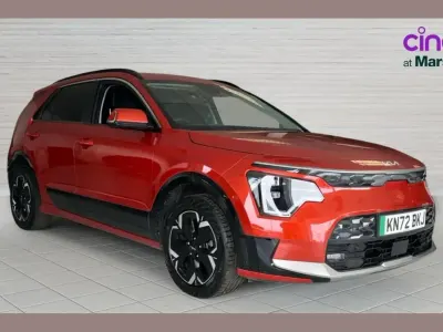 Usado Kia e-Niro 150 kW (204 HP) 2023 Laranja SUV