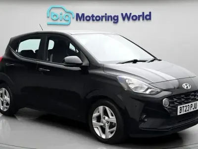 Used Hyundai i10 SE 67 HP (49 kW) 2023 Black Hatchback