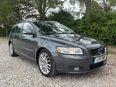 Begagnad Volvo V50 SE Lux 115 HK (84 kW) 2011 Grå Kombi